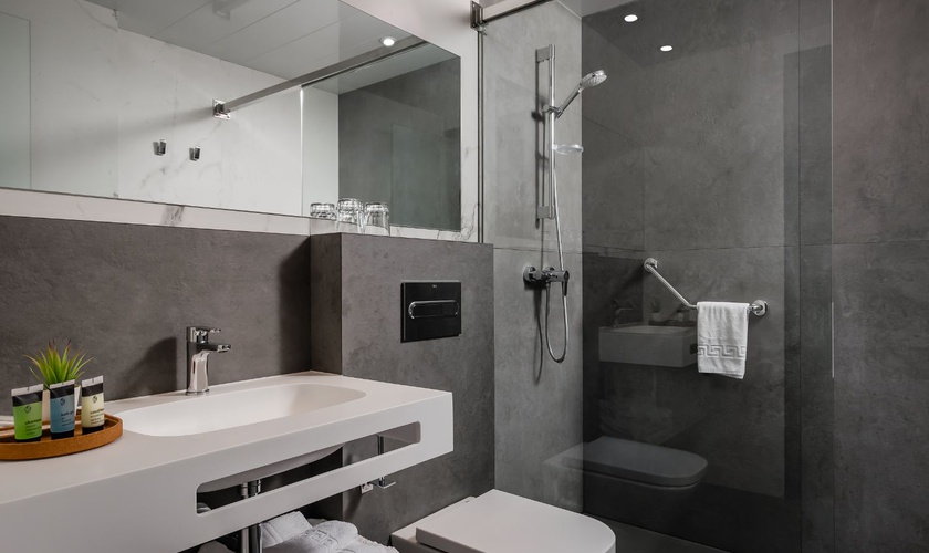 Habitación twin/doble Hotel Ronda House Barcelona Habitación twin/doble Hotel Ronda House Barcelona